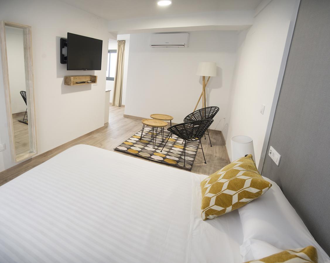 Apartamentos Core Suite Sevilla Екстериор снимка
